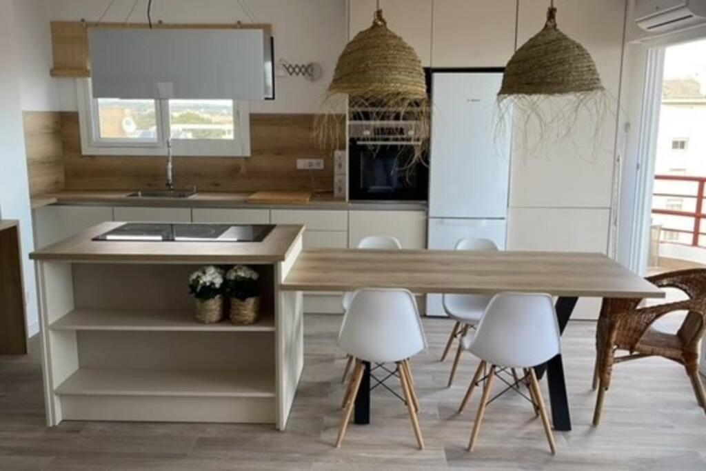Precioso Apto Miami Primera Linia Playa Cala De Las Sirenas, Con Wifi Y Netflix, Adecuado Para Teletrabajar Miami Playa Eksteriør bilde
