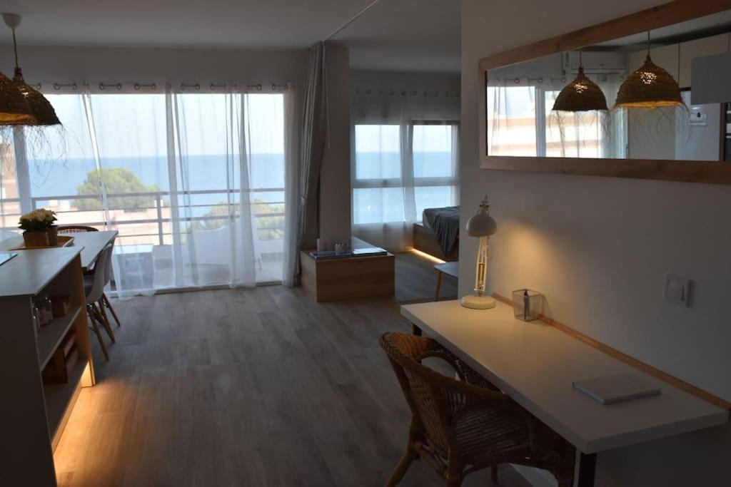 Precioso Apto Miami Primera Linia Playa Cala De Las Sirenas, Con Wifi Y Netflix, Adecuado Para Teletrabajar Miami Playa Eksteriør bilde
